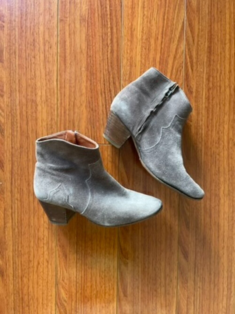 Isabel Marant Dicker Boots in Taupe Suede